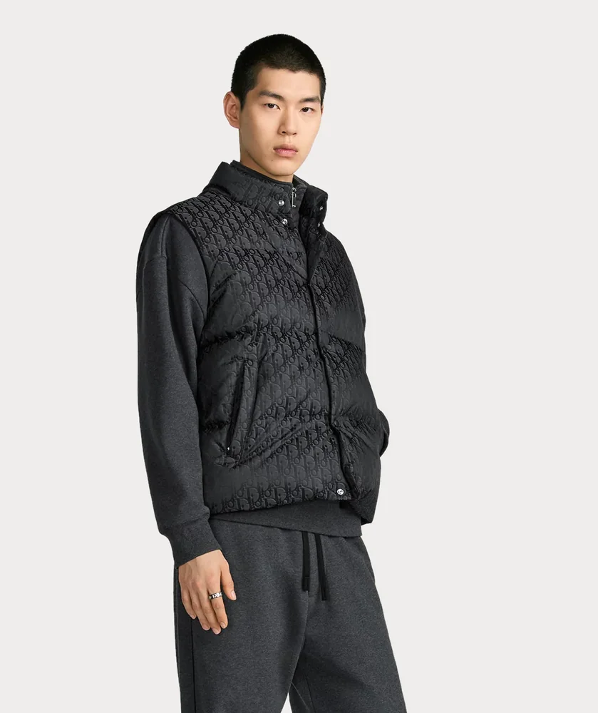 Model wearing the Dior Oblique Down Vest